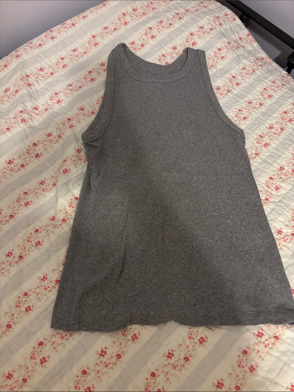 Women's A new day Grey Ribbed Crewneck Tank Top Size Large